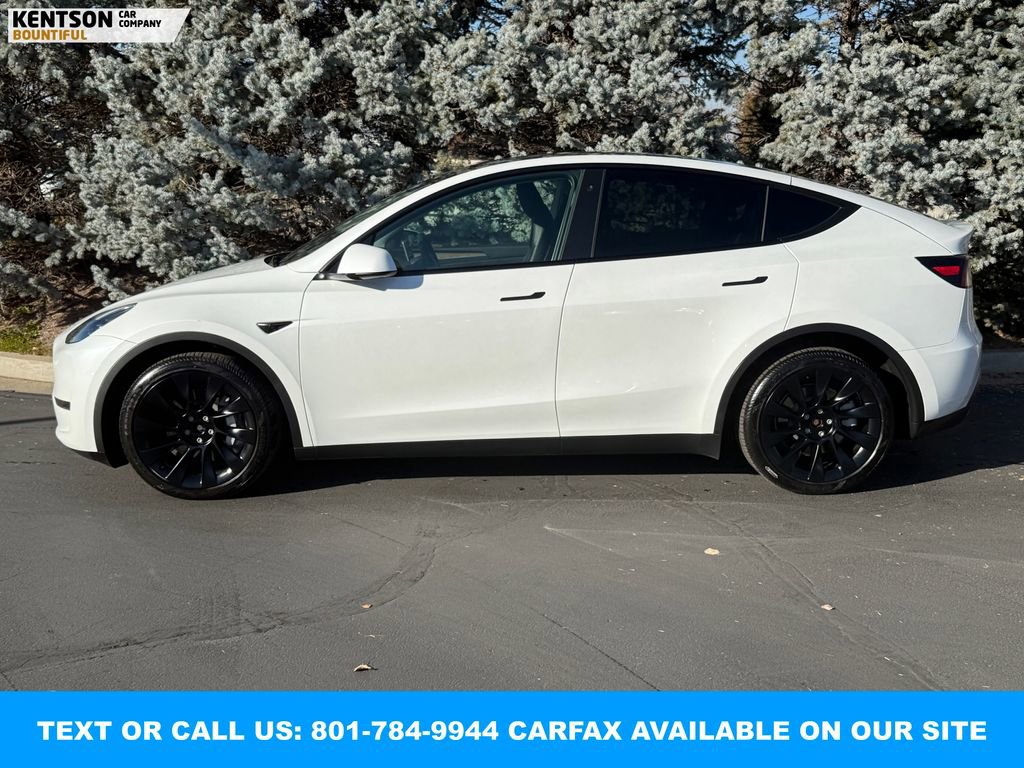 Used 2023 Tesla Model Y Long Range image 4
