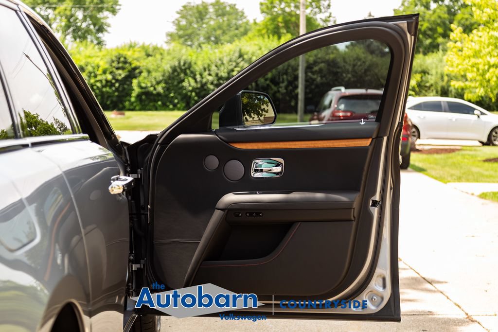Used 2022 Rolls-Royce Ghost w/ Ghost Package AWD/4WD image 44