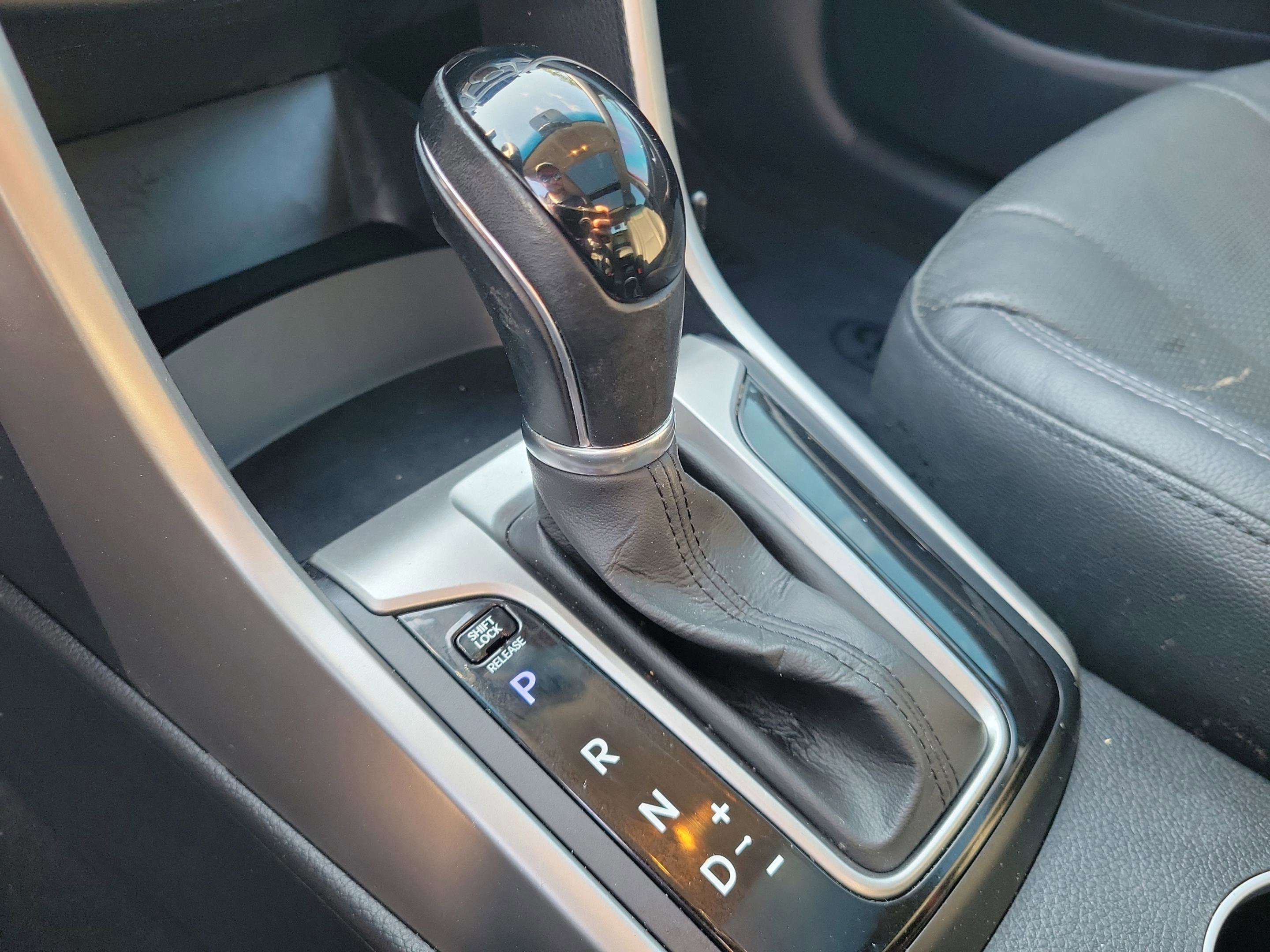 Used 2014 Hyundai Elantra GT w/ Option Group 03 image 32