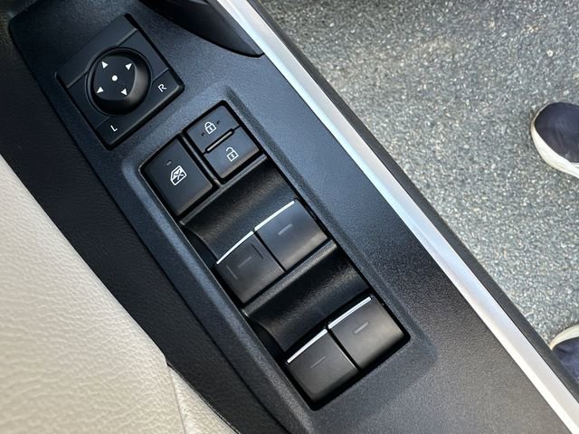 Used 2025 Toyota RAV4 XLE image 29