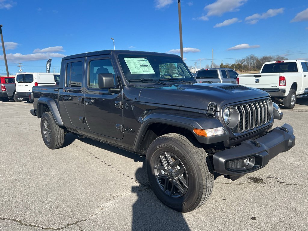 New 2025 Jeep Gladiator Sport AWD/4WD image 3