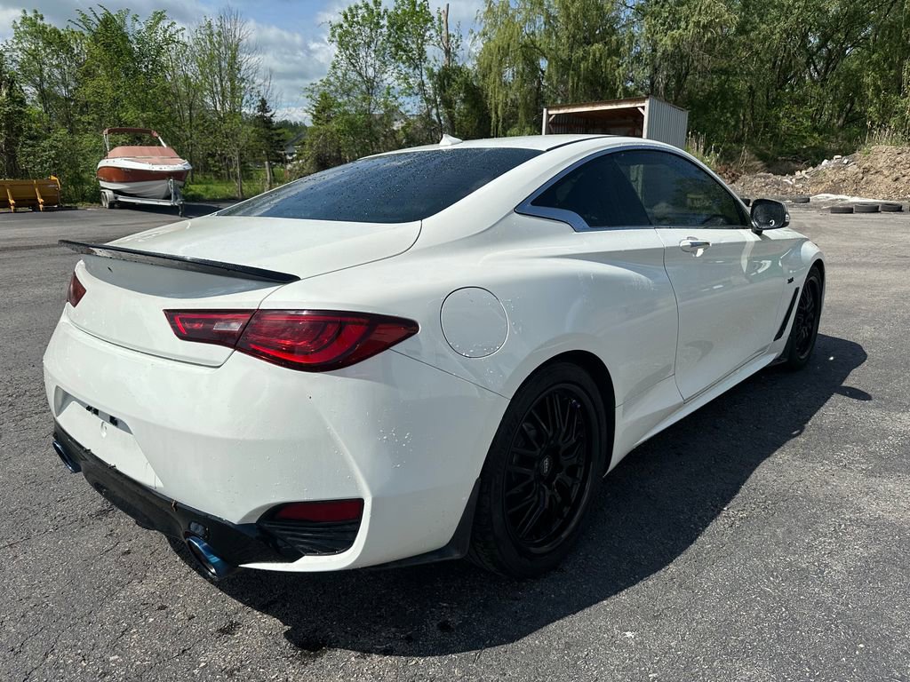 Used 2019 INFINITI Q60 3.0t Luxe RWD image 10