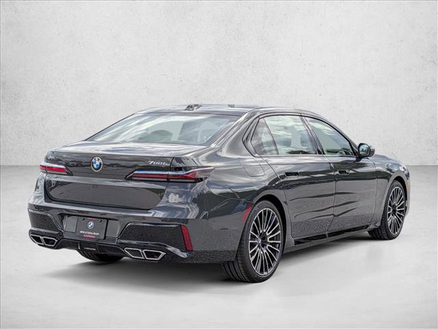 New 2026 BMW 760i xDrive w/ Premium Package AWD/4WD image 2