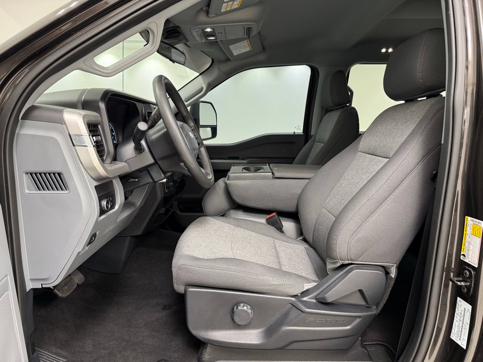 Used 2024 Ford F250 XL w/ STX Appearance Package AWD/4WD image 17