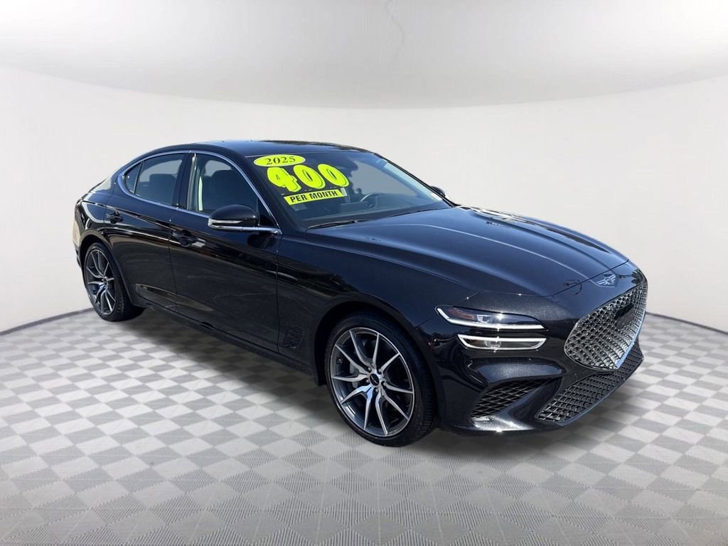 Used 2025 Genesis G70 2.5T image 3