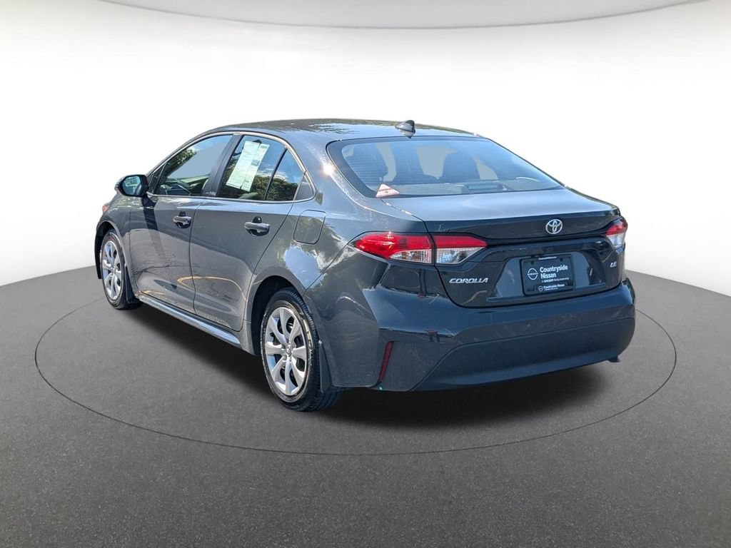 Used 2025 Toyota Corolla LE FWD image 7