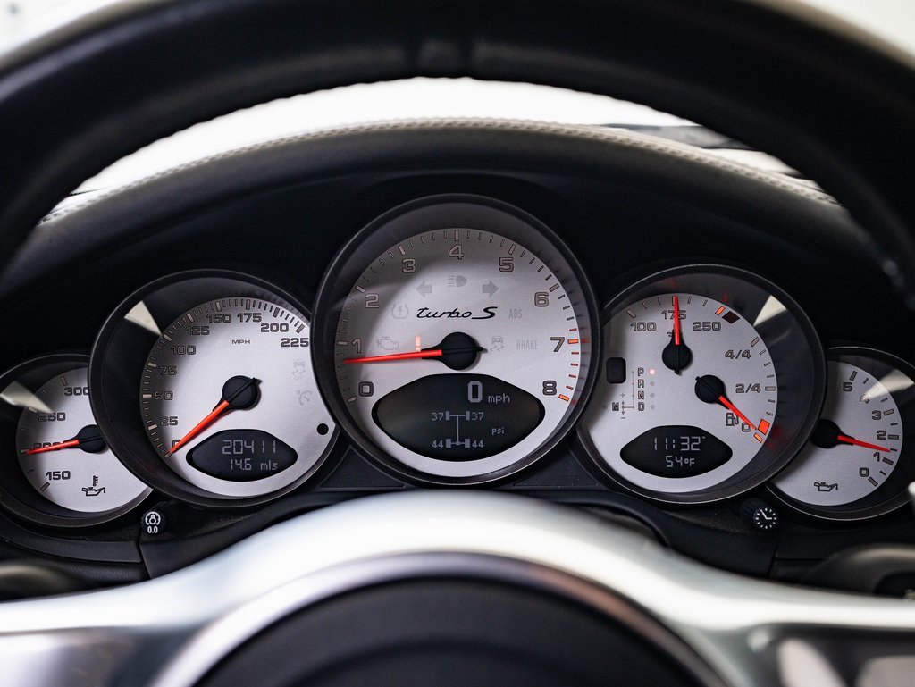 Used 2012 Porsche 911 Turbo S image 33
