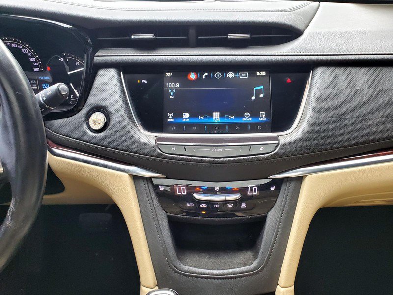 Used 2019 Cadillac XT5 Luxury FWD image 10