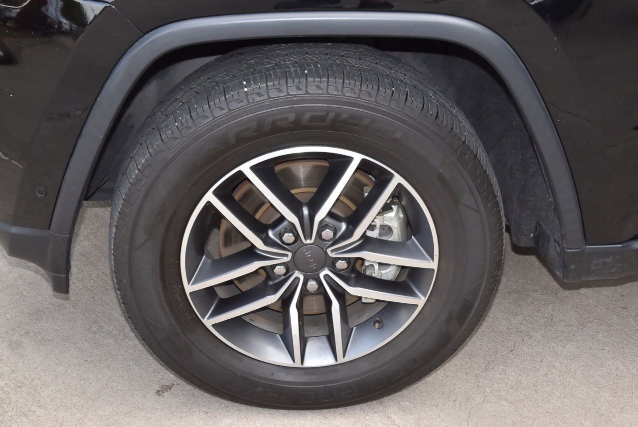 Used 2022 Jeep Grand Cherokee Limited image 38