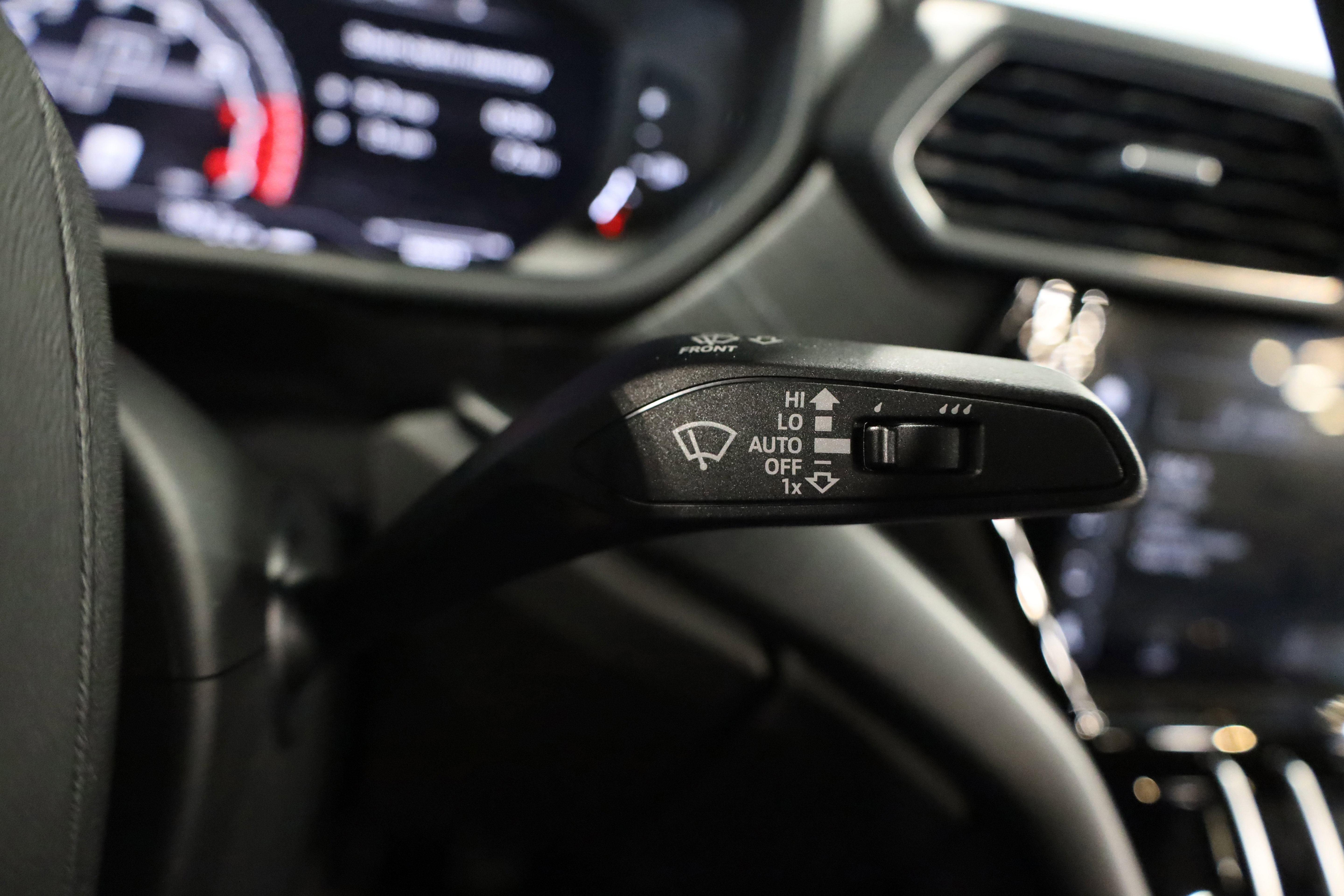 Used 2021 Lamborghini Urus image 23