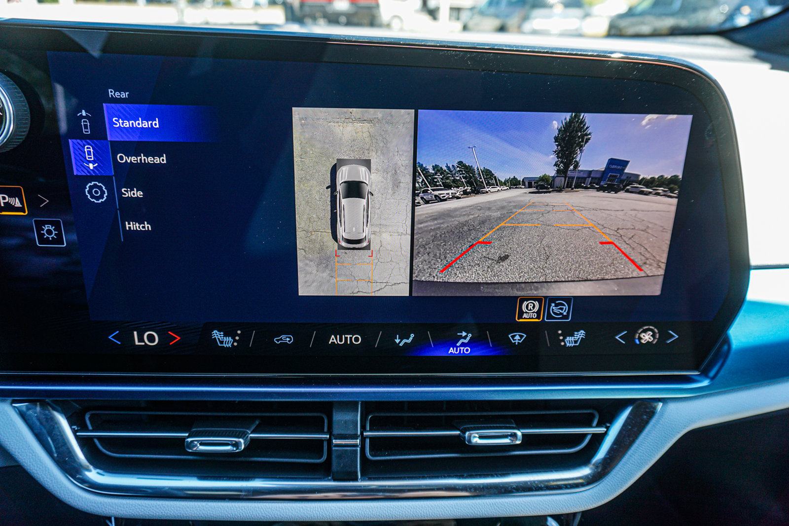 New 2026 Chevrolet Equinox EV LT FWD image 31