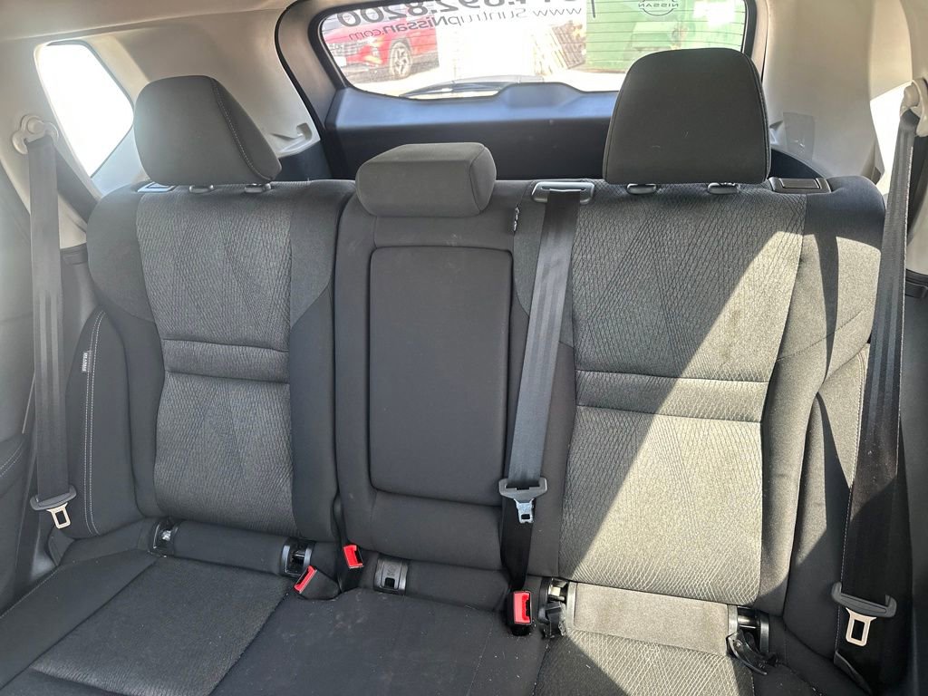 Used 2025 Nissan Rogue SV image 49