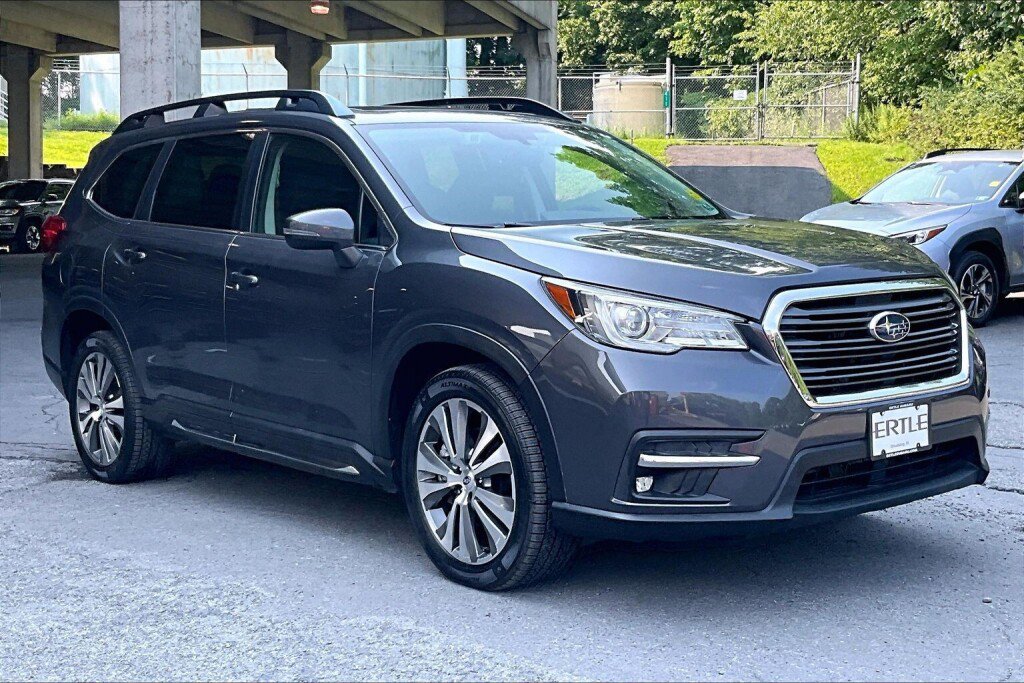 Used 2020 Subaru Ascent Limited w/ Technology Package AWD/4WD image 19