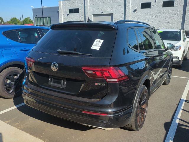 Used 2021 Volkswagen Tiguan SE R-Line AWD/4WD image 10