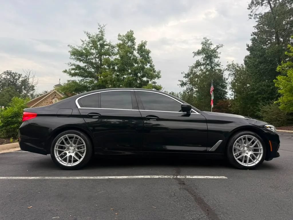 Used 2019 BMW 530i xDrive AWD/4WD image 6