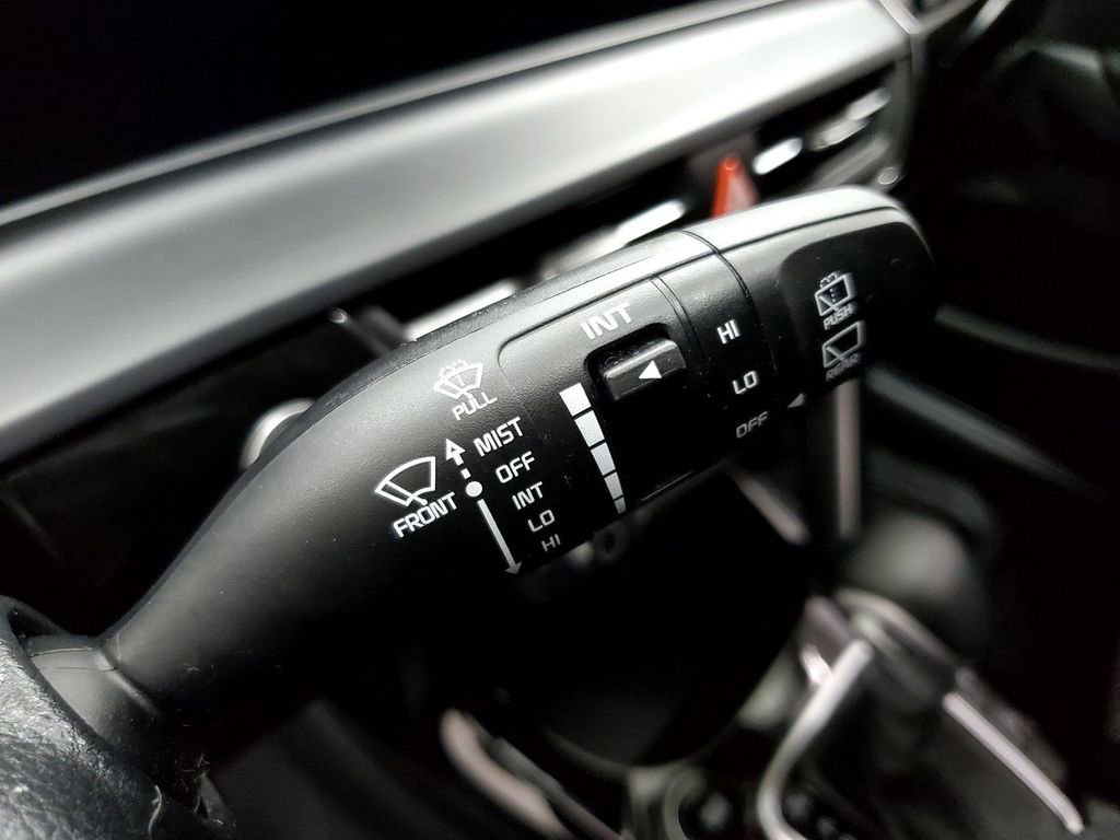 Used 2024 Kia Seltos S image 30