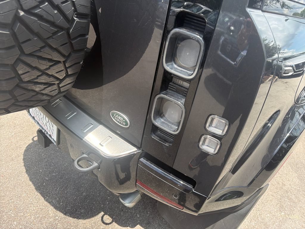 Used 2023 Land Rover Defender 110 Carpathian Edition AWD/4WD image 42