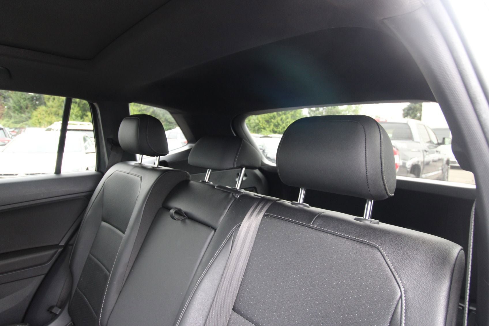 Used 2019 Volkswagen Tiguan SEL Premium R-Line image 28