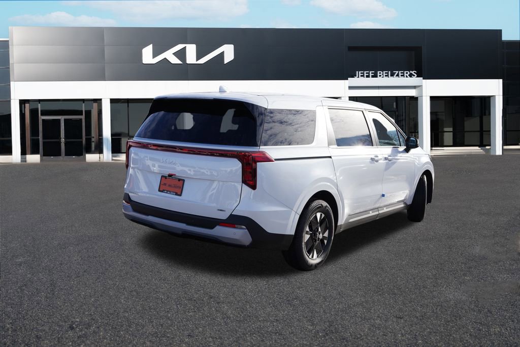 New 2026 Kia Carnival LXS image 3