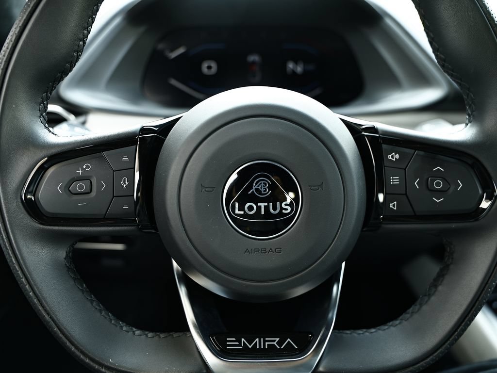 Used 2025 Lotus Emira RWD image 41