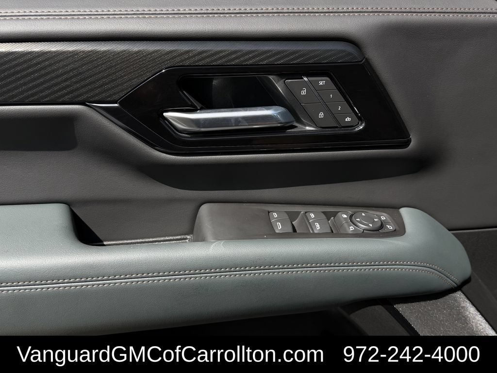 New 2026 GMC Yukon AT4 w/ AT4 Premium Plus Package AWD/4WD image 21