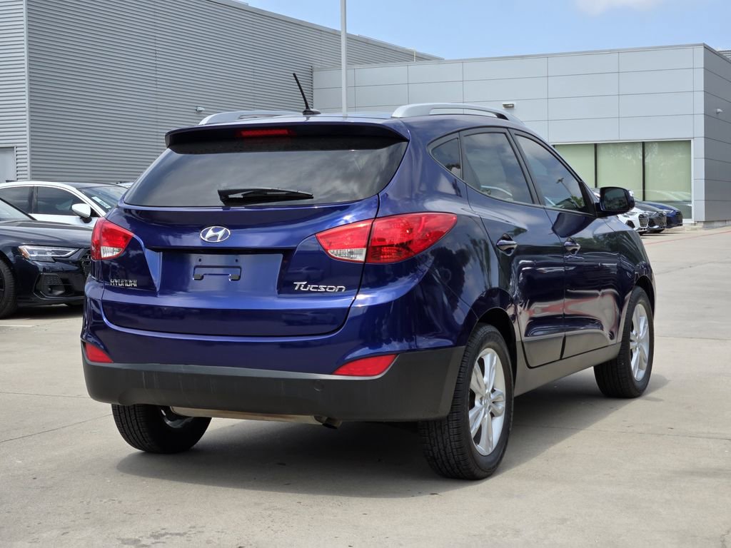Used 2012 Hyundai Tucson GLS image 8