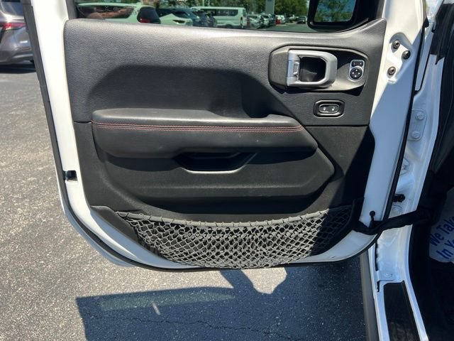 Used 2018 Jeep Wrangler Unlimited Rubicon w/ Dual Top Group AWD/4WD image 32