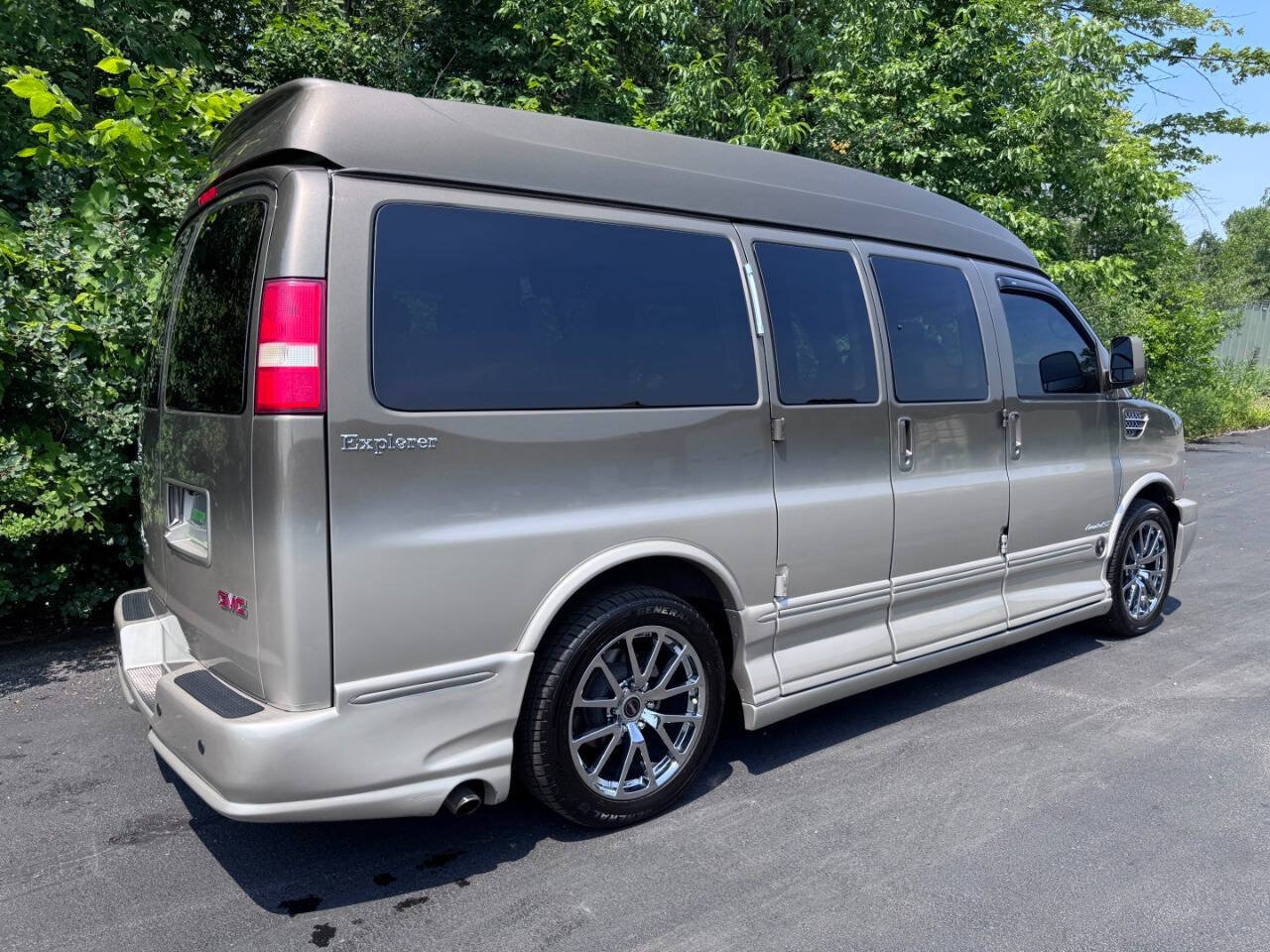 Used 2014 GMC Savana 1500 RWD image 31