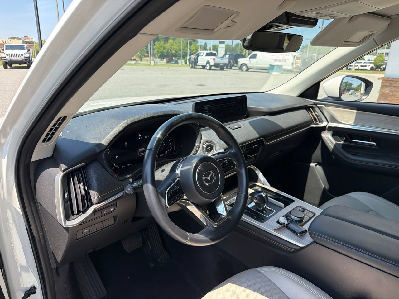 Used 2024 MAZDA CX-90 Plug-In Hybrid w/ Preferred AWD/4WD image 3