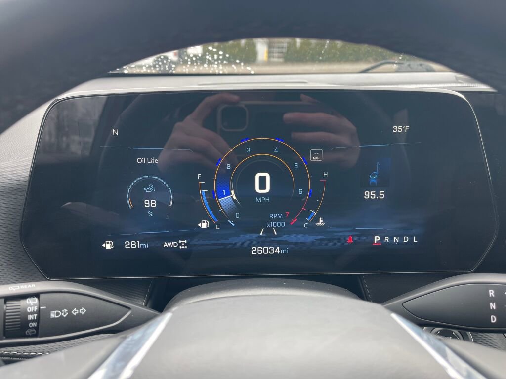 Used 2025 Chevrolet Equinox LT w/ Convenience Package II image 21