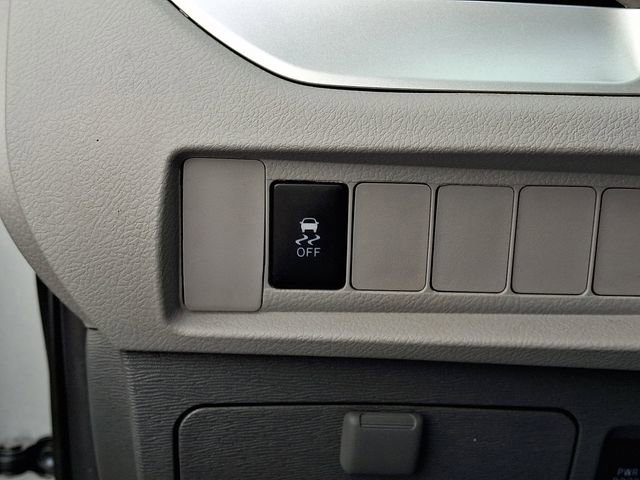 Used 2020 Toyota Sienna LE FWD image 24