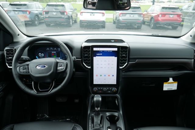 New 2025 Ford Ranger Lariat w/ Chrome Accent Package AWD/4WD image 6