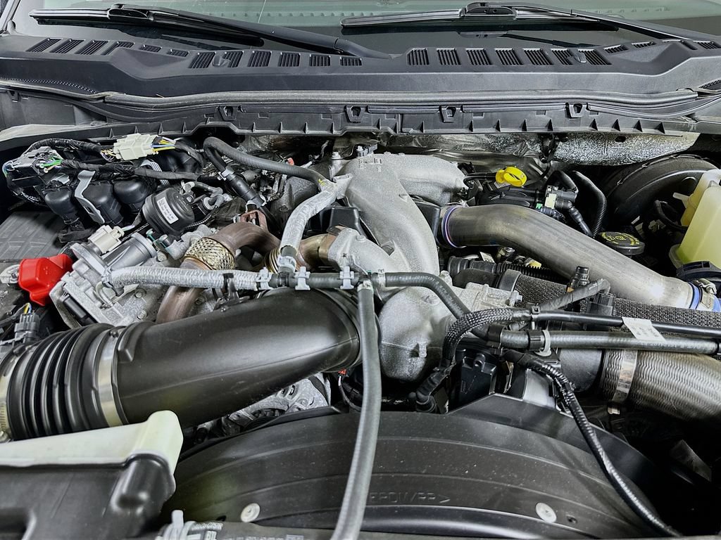 Used 2024 Ford F350 Lariat AWD/4WD image 9