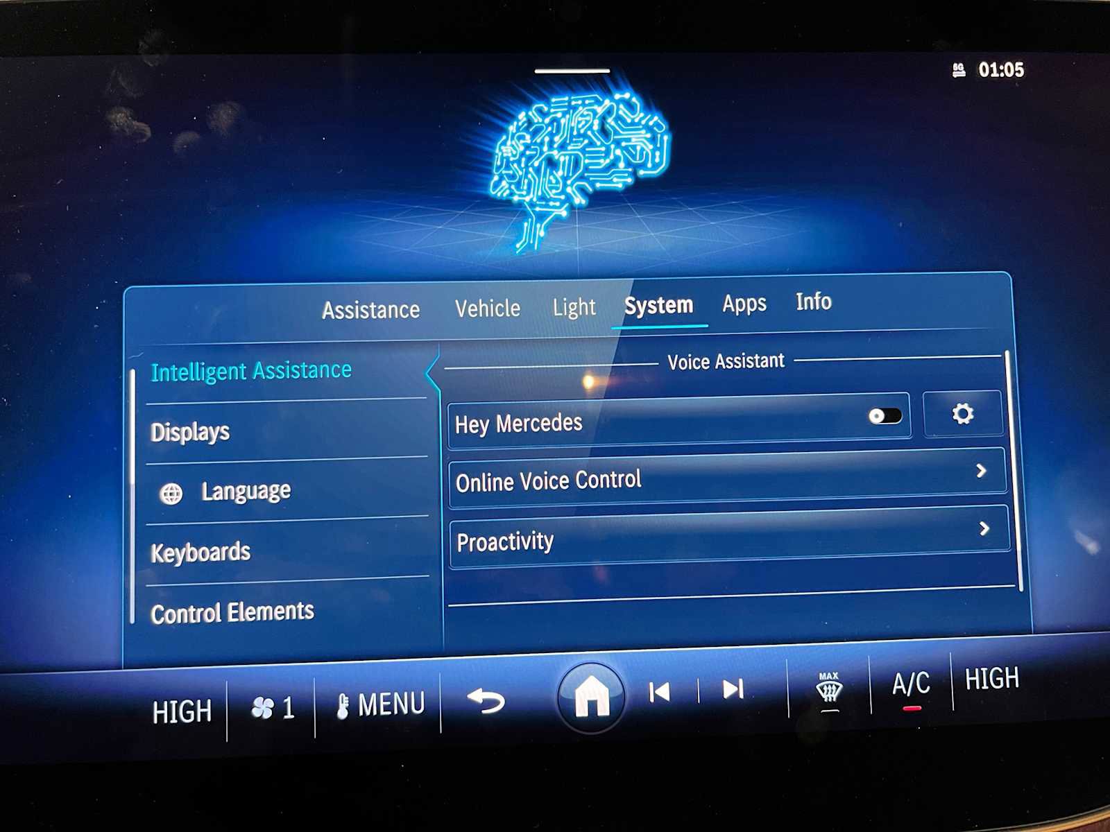 Used 2025 Mercedes-Benz E 350 4MATIC Sedan image 36