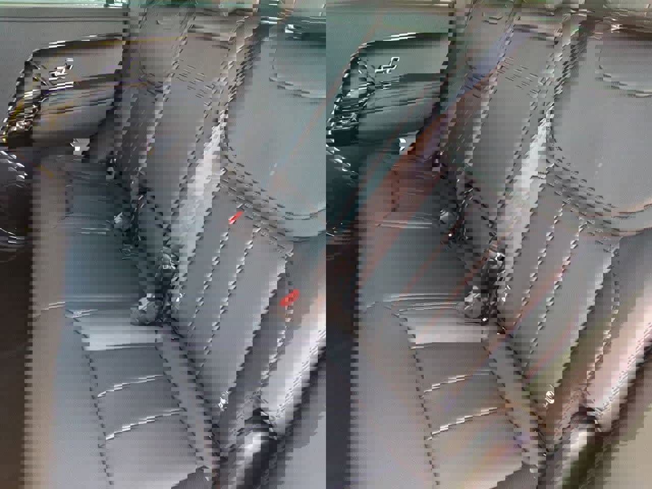 New 2025 Land Rover Range Rover Sport Dynamic SE image 19