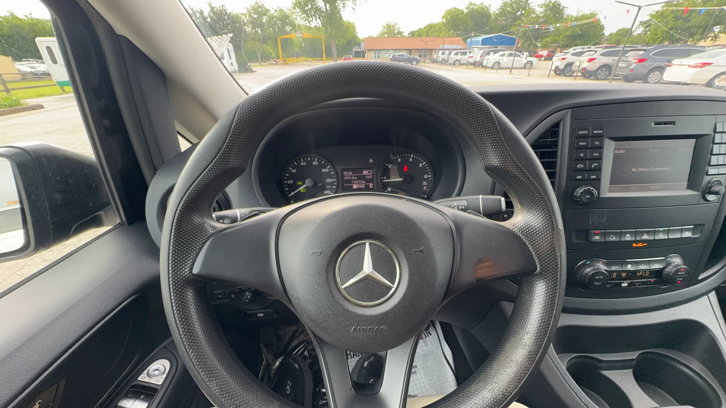 Used 2018 Mercedes-Benz Metris Passenger image 13