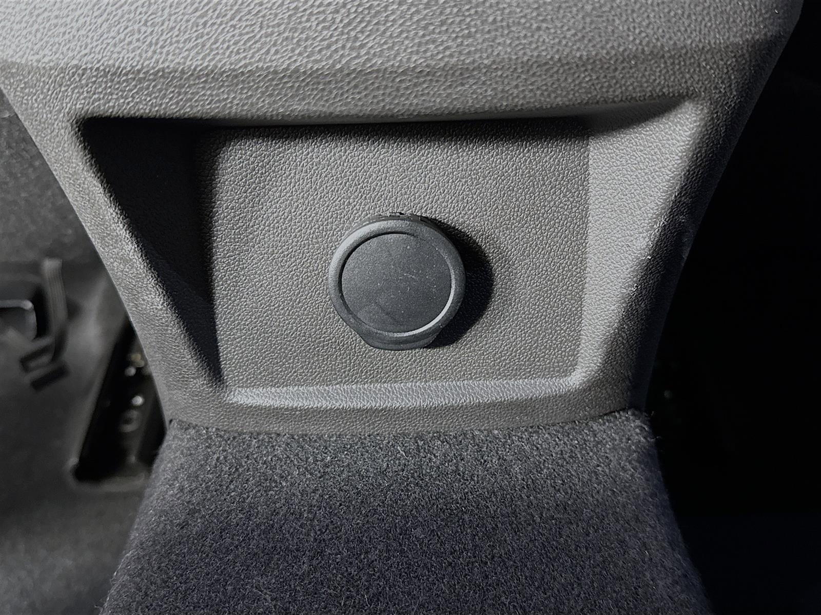 Used 2024 Cadillac CT4 Luxury image 25