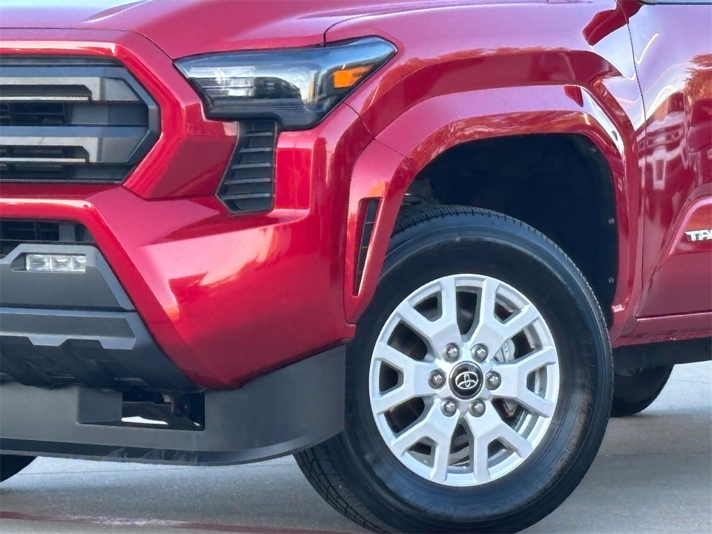 Certified 2024 Toyota Tacoma SR5 image 2