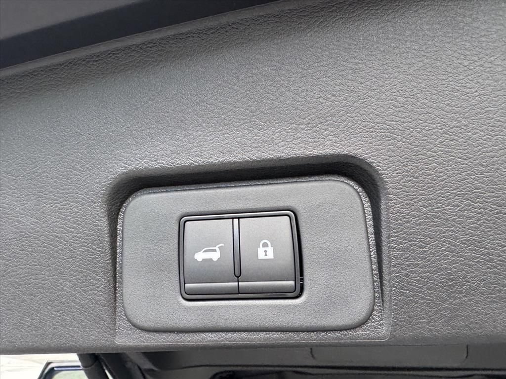 New 2026 Nissan Rogue SV FWD image 11