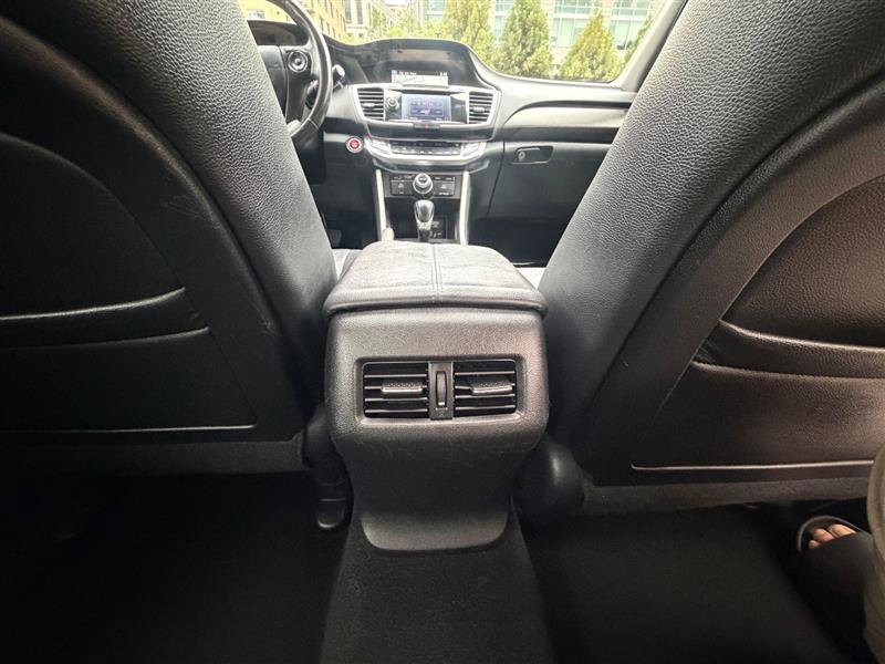 Used 2013 Honda Accord EX-L image 33