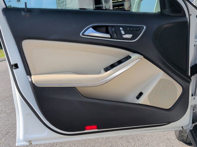 Used 2020 Mercedes-Benz GLA 250 4MATIC image 10