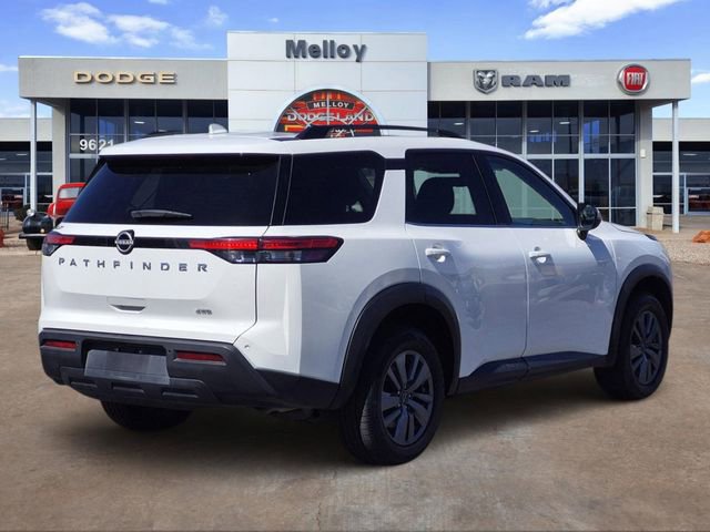 Used 2025 Nissan Pathfinder SV AWD/4WD image 4