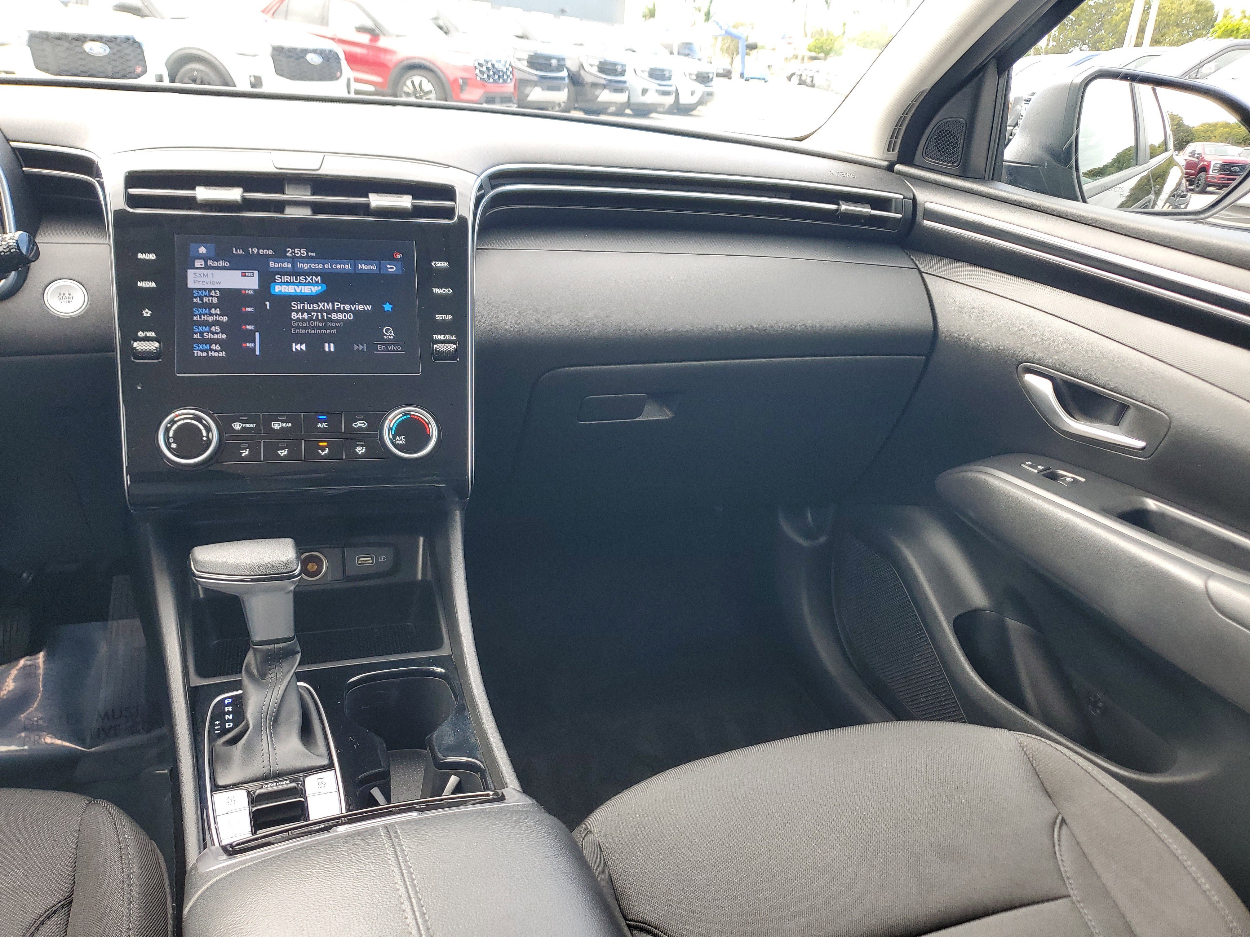 Used 2022 Hyundai Tucson SEL image 17