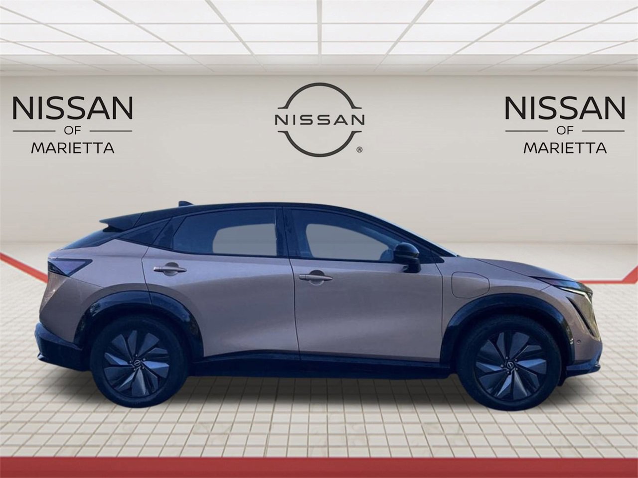 Used 2023 Nissan Ariya image 27