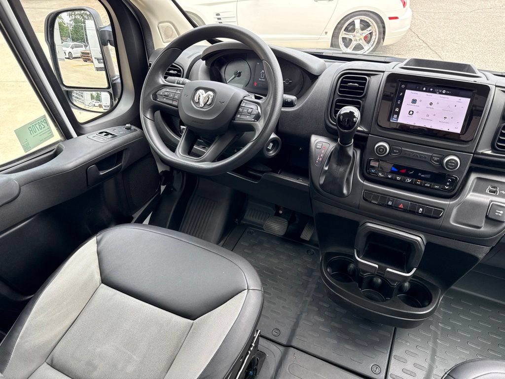 Used 2025 RAM ProMaster 2500 w/ Convenience Group FWD image 98
