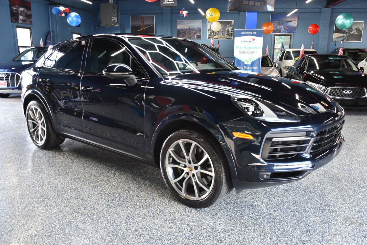 Used 2020 Porsche Cayenne S w/ Premium Package AWD/4WD image 3