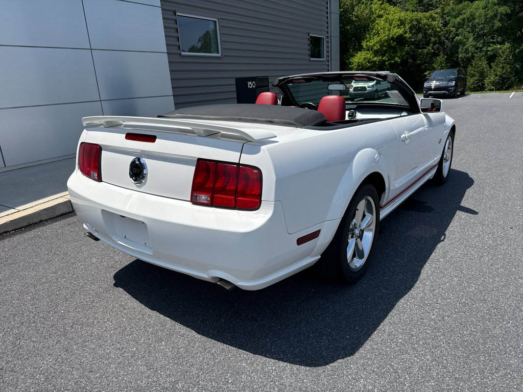 Used 2006 Ford Mustang GT Premium RWD image 23