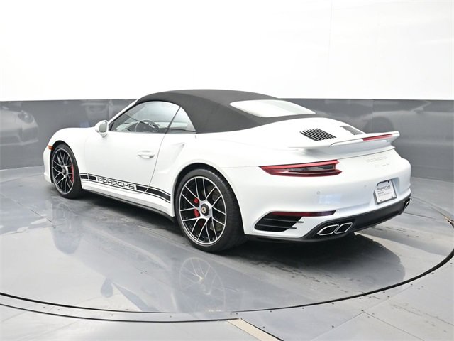 Used 2018 Porsche 911 Turbo image 3