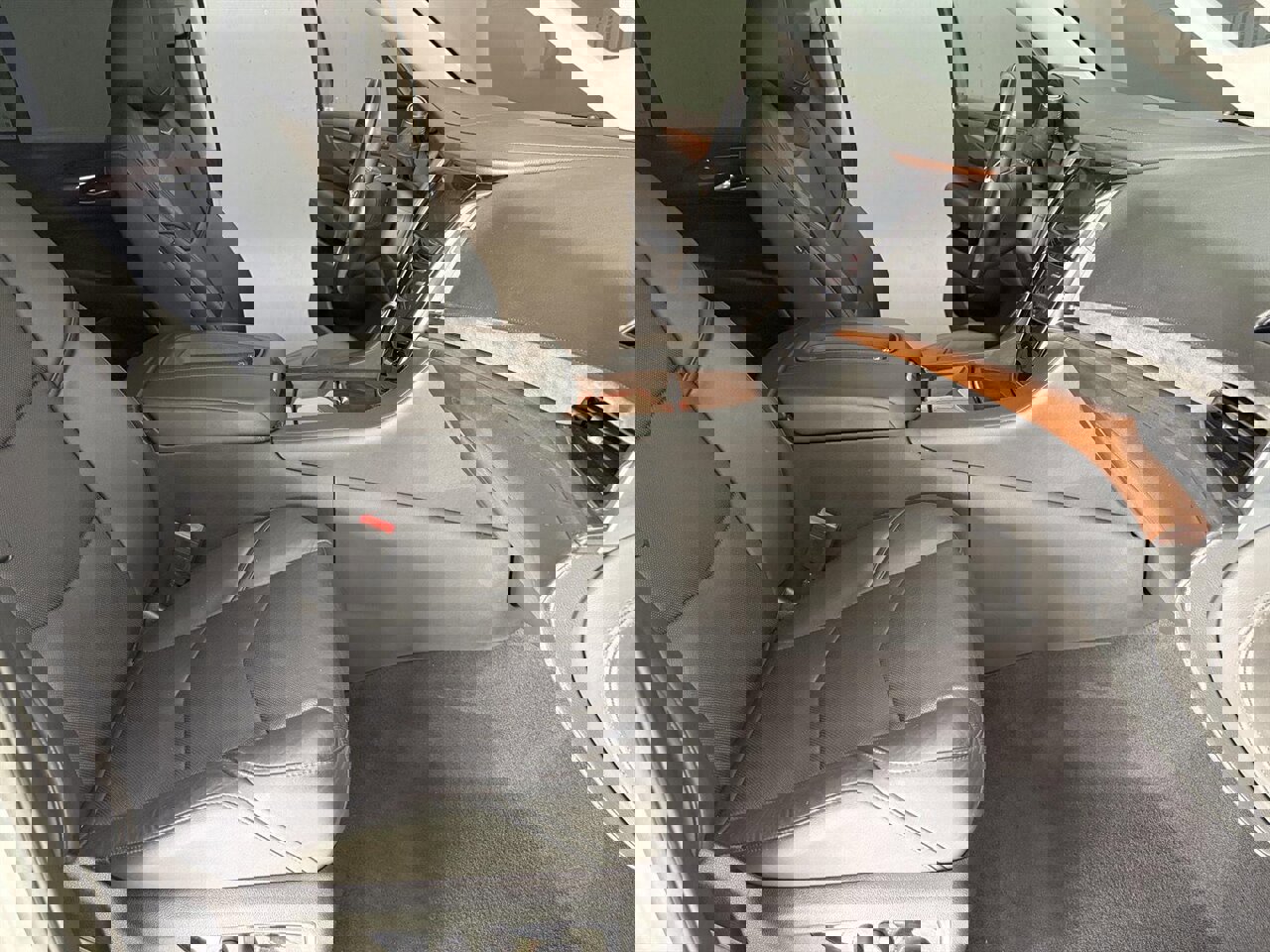 Used 2020 Cadillac Escalade Luxury image 26