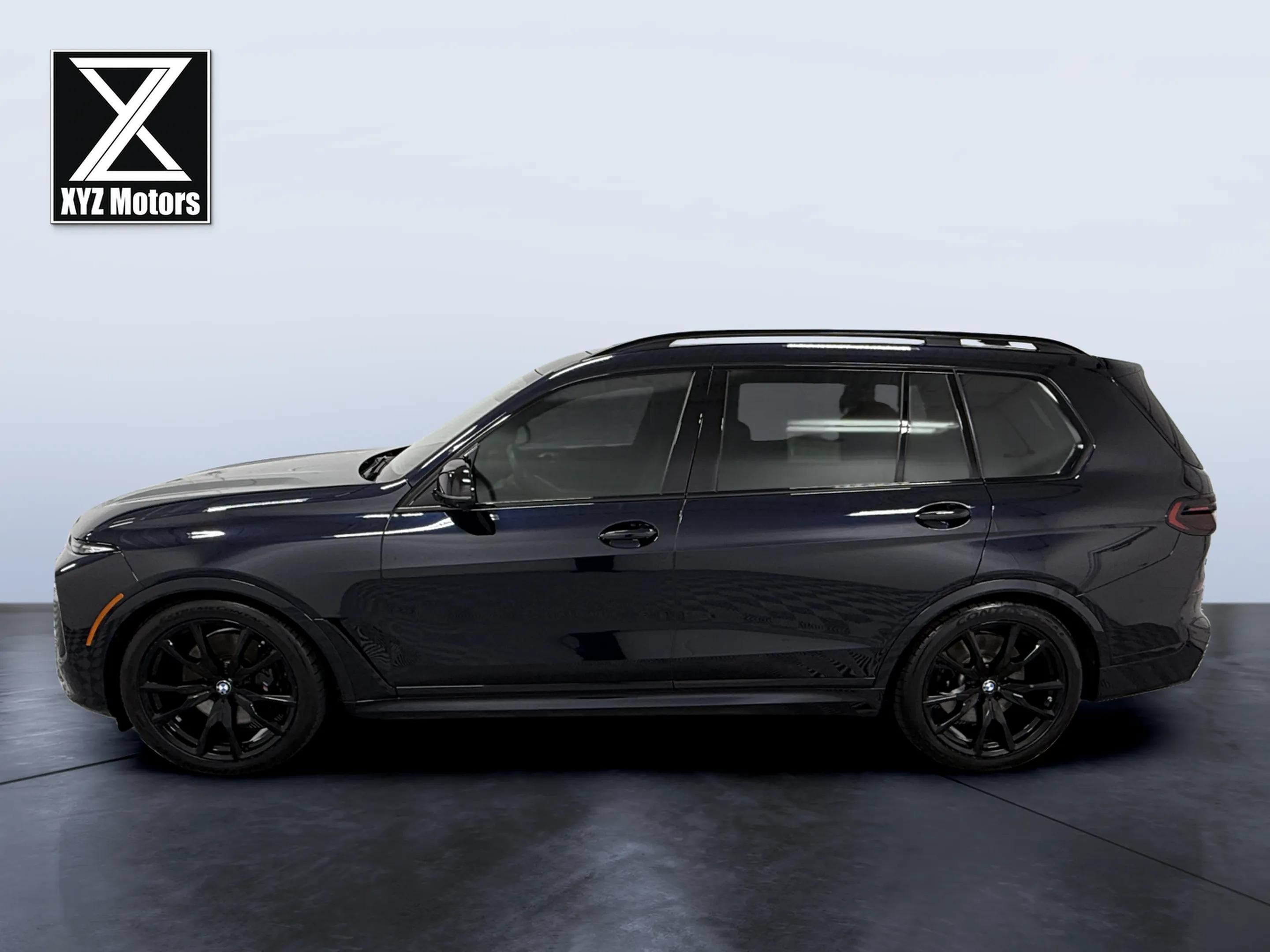Used 2024 BMW X7 M60i AWD/4WD image 4